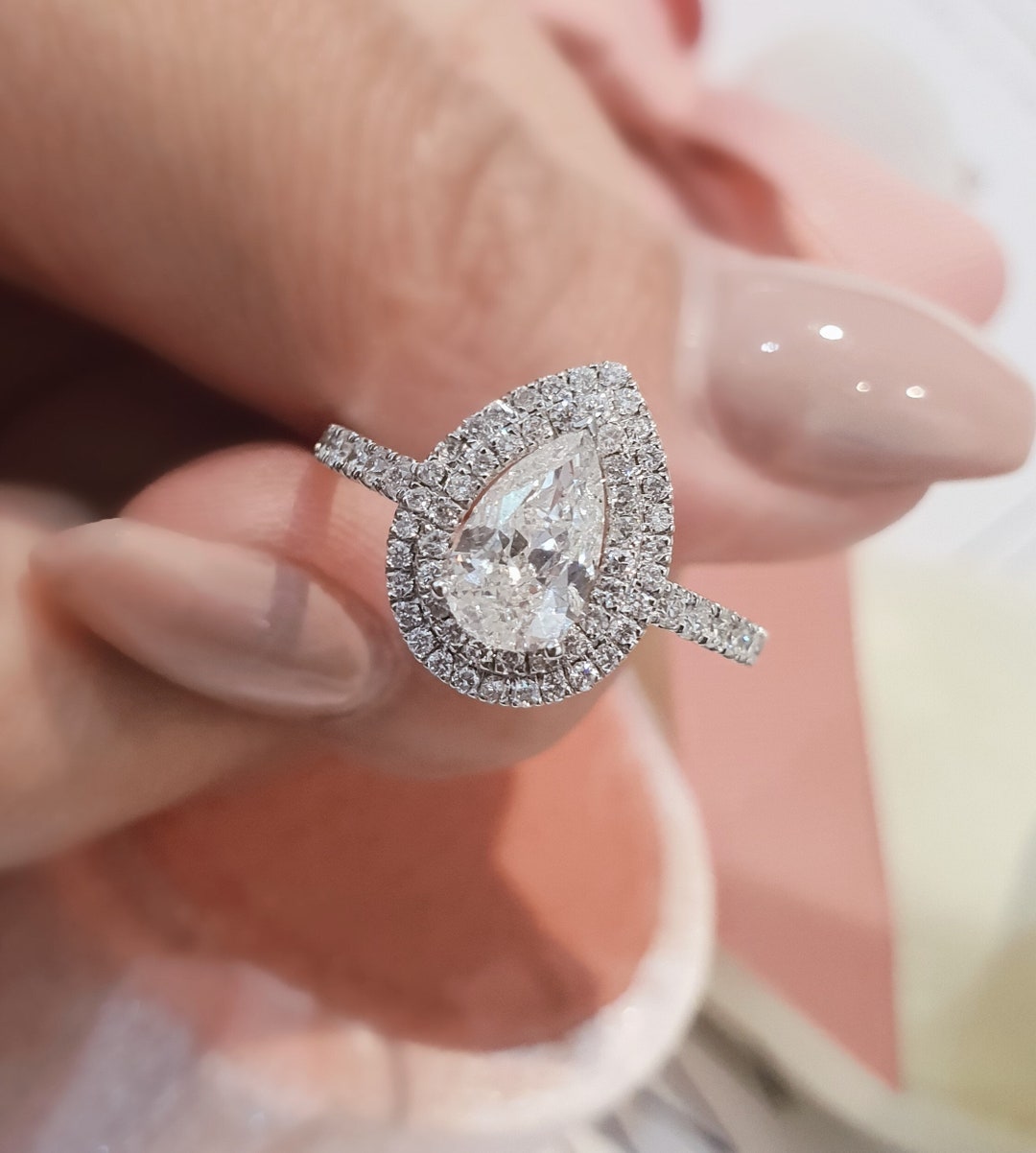 E/VVS IGI Certified 2 Carat Pear Cut Total 2.70ct Double Halo Lab Grown ...