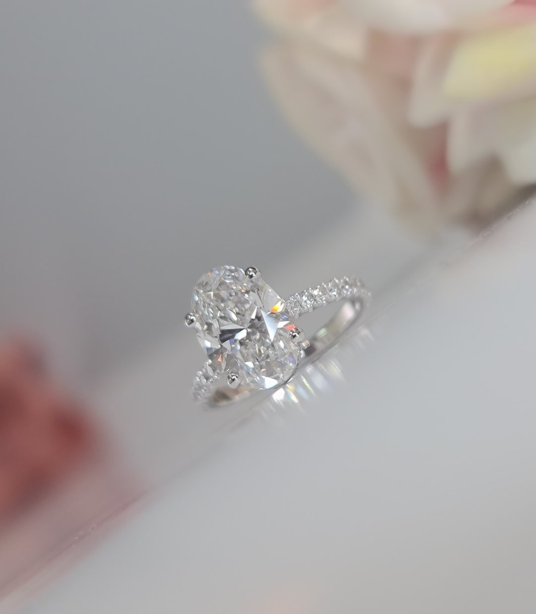 Buy Carat Oval Lab-grown Diamond Engagement Ring: 14K Gold, E VVS, IGI  Certified Online in India