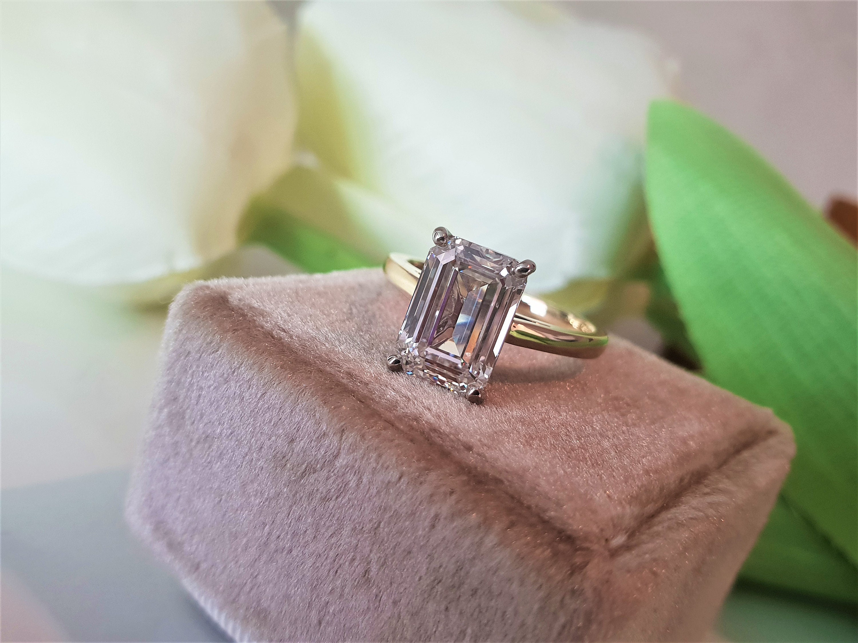 Diamond Engagement Ring 2 Carats Emerald Diamond Ring Emerald