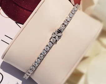 7カラットダイヤモンドテニスブレスレット：14Kゴールドフラワー