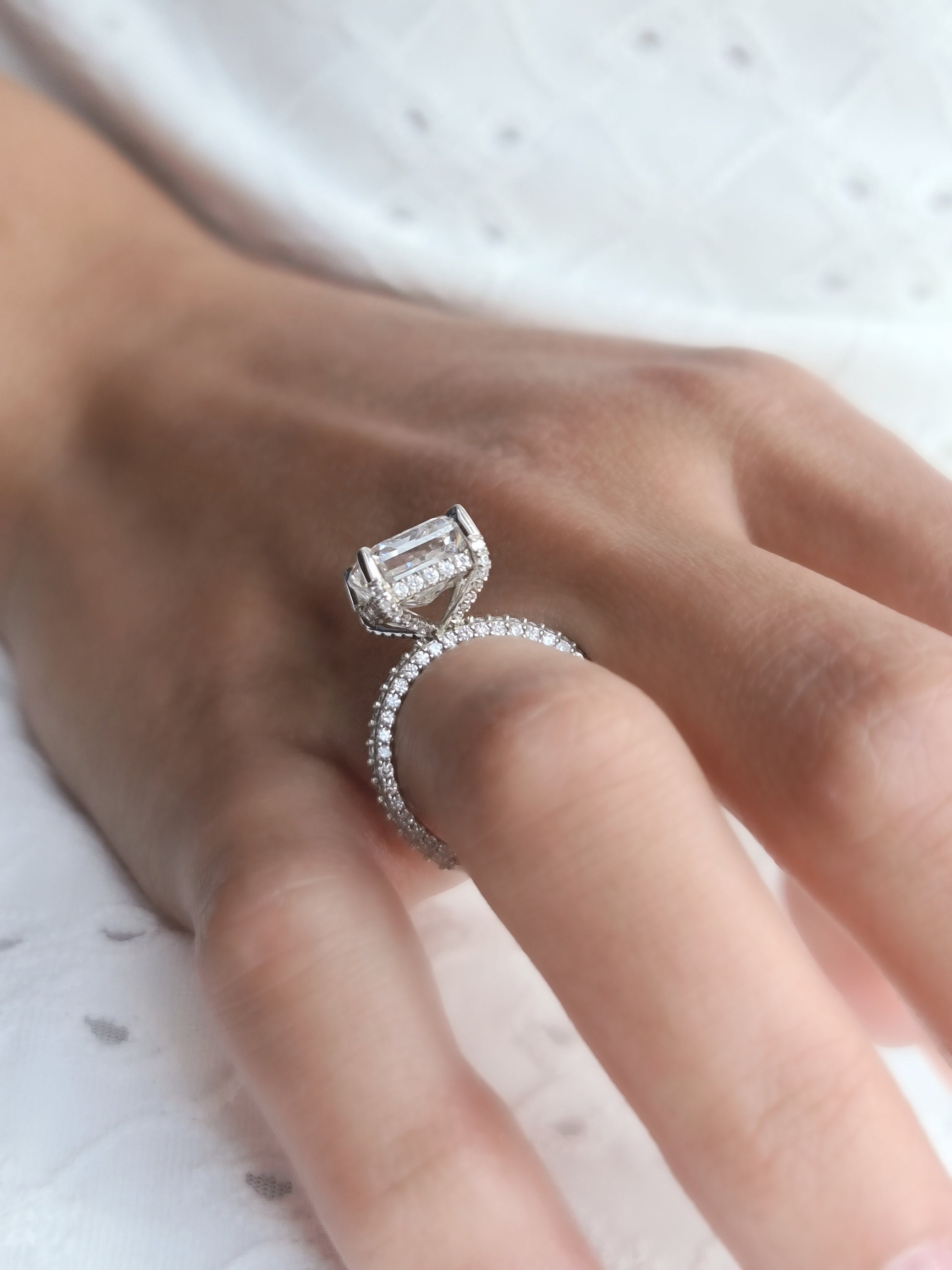 6CT エメラルドカット ダイヤモンド リング、6 カラット 6CT エメラルドカット ダイヤモンド リング、6 カラット