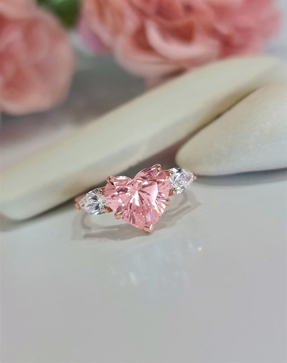 1.6 Ct. Heart Shape Natural Diamond Trellis w/ Pear Sides 3-Stone Natural  Diamonds Ring (GIA Certified) | Diamond Mansion