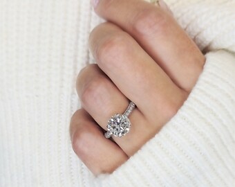 E/VVS, Igi Certified, Carat Round Cut Lab Grown Diamond