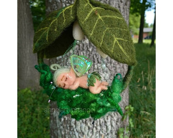 Mini Fox Wreath - Fairy Fae Handmade Needle Felt Decoration Mini Fox Wreath - Fairy Fae Handmade Needle Felt Decoration