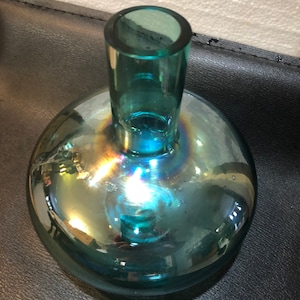 Excellent Vintage Iridescent Green Glass Vase
