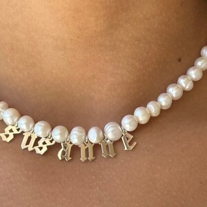 Pearl Name Necklace, Personalized Initial Letter Pearl Necklace, Custom Name Necklace, Mom Gift, Mother's day Gift, Dainty Birthday Gift image 2