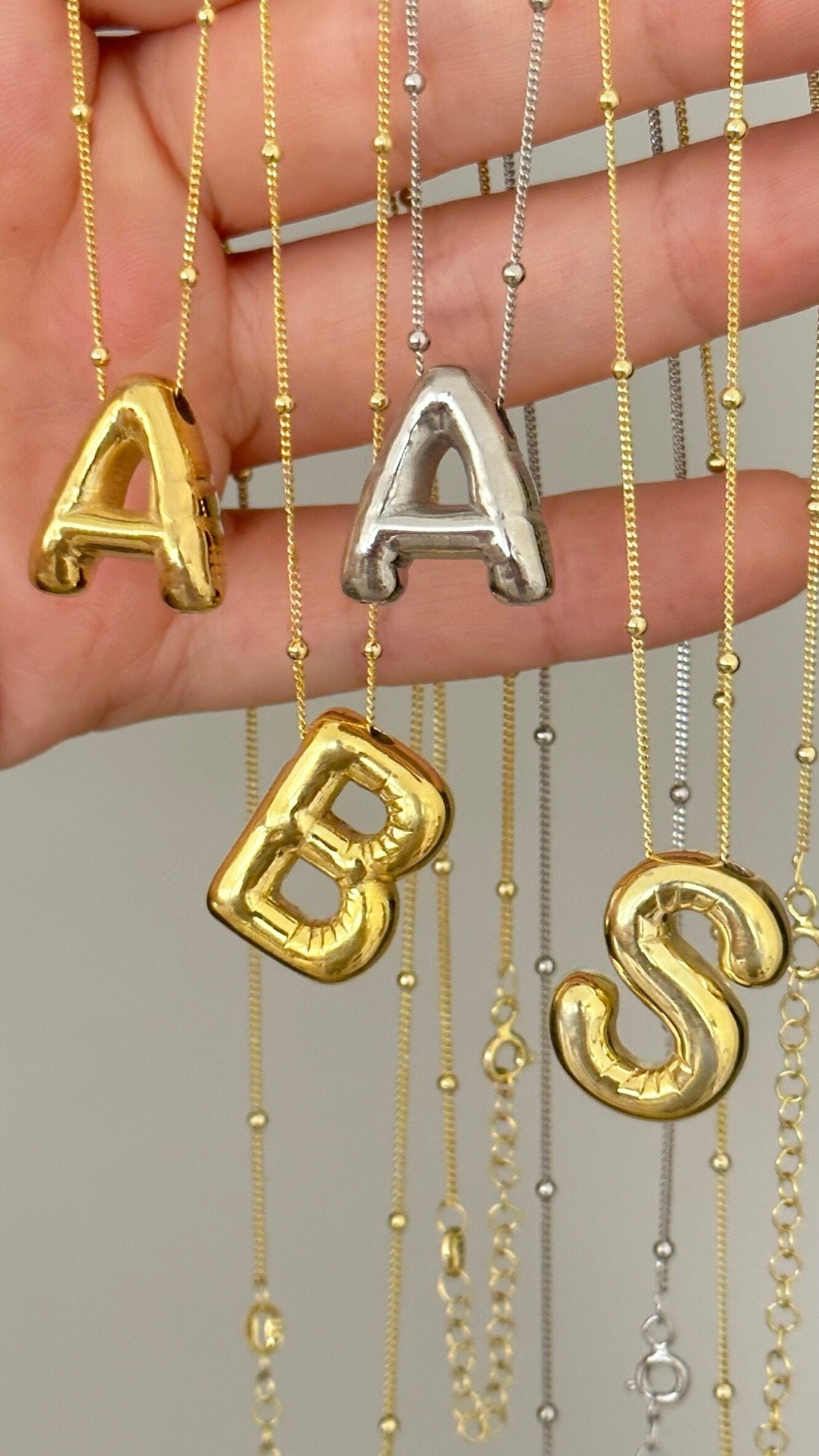 BALLOON INITIAL NECKLACE – SHOPCCLUXURY