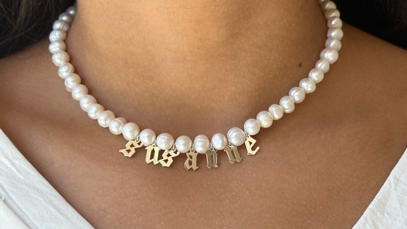 Pearl necklace for mom deals