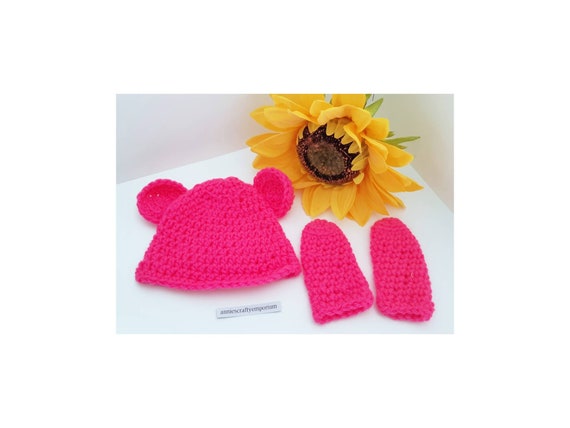 baby girl hat and mittens set