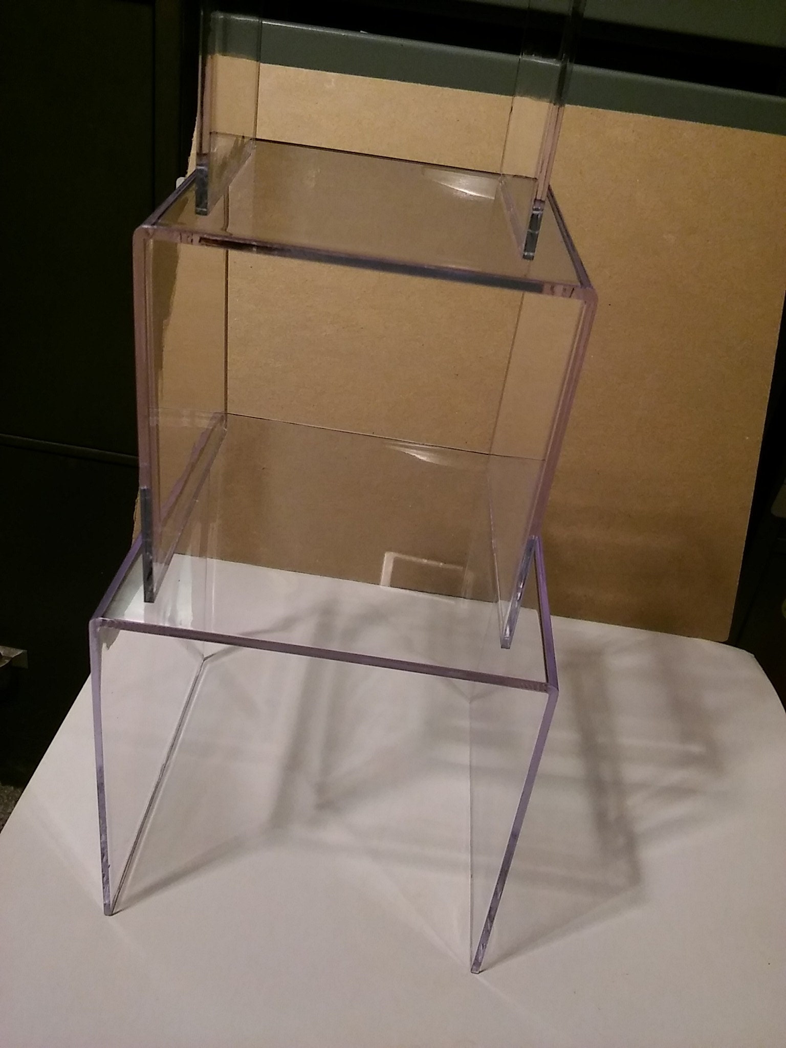 Cabilock Plastic Display Risers Transparent Figure Display Racks