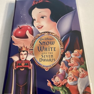 Vintage Snow White and The Seven Dwarfs VHS tape Walt Disney Platinum             SnowWhiteVHS
