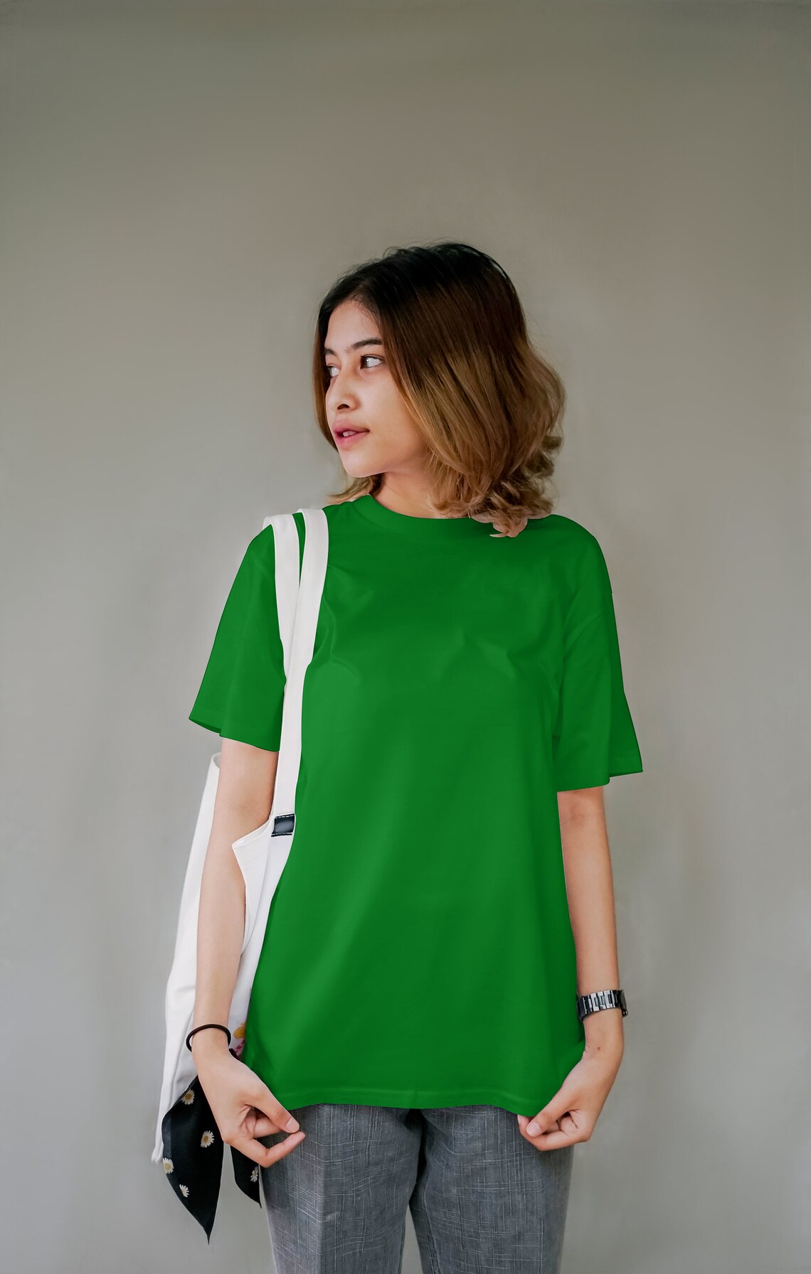 Download Navy T-shirt Mockup T-shirt Mockup Cute Woman Model Cute ...