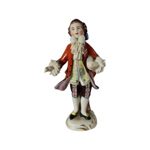 Antiguo 1837-1919 1800 Principios de 1900 Victoriano Copadimonte Volkstedt Dresden Encaje Porcelana Figura Hombre Caballero Niño Hombre Alemania 6x3x3 in