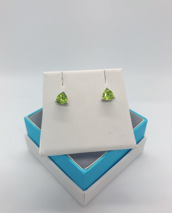 Hand Crafted: Trillion Shaped Peridot Stud Earrings in 925 | Etsy