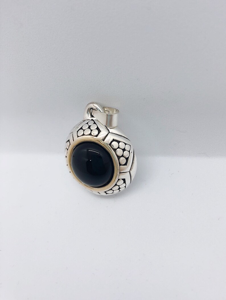 Onyx Gemstone and Sterling Silver Pendant