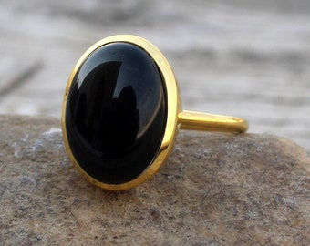 Bague en onyx noir naturel, bague en argent sterling, bague faite à la main, bagues pour femmes, bague de déclaration, bague de promesse, belle bague, cadeau de bague