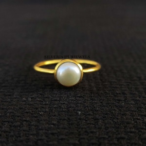 Natural Pearl Solitaire Ring-925 Sterling Silver Ring-June Birthstone Ring-Pearl Silver Ring-Handmade Ring-Ring For Women-Dainty Ring