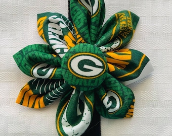 Green Bay Packers Dog Flower; Self-Fastening
