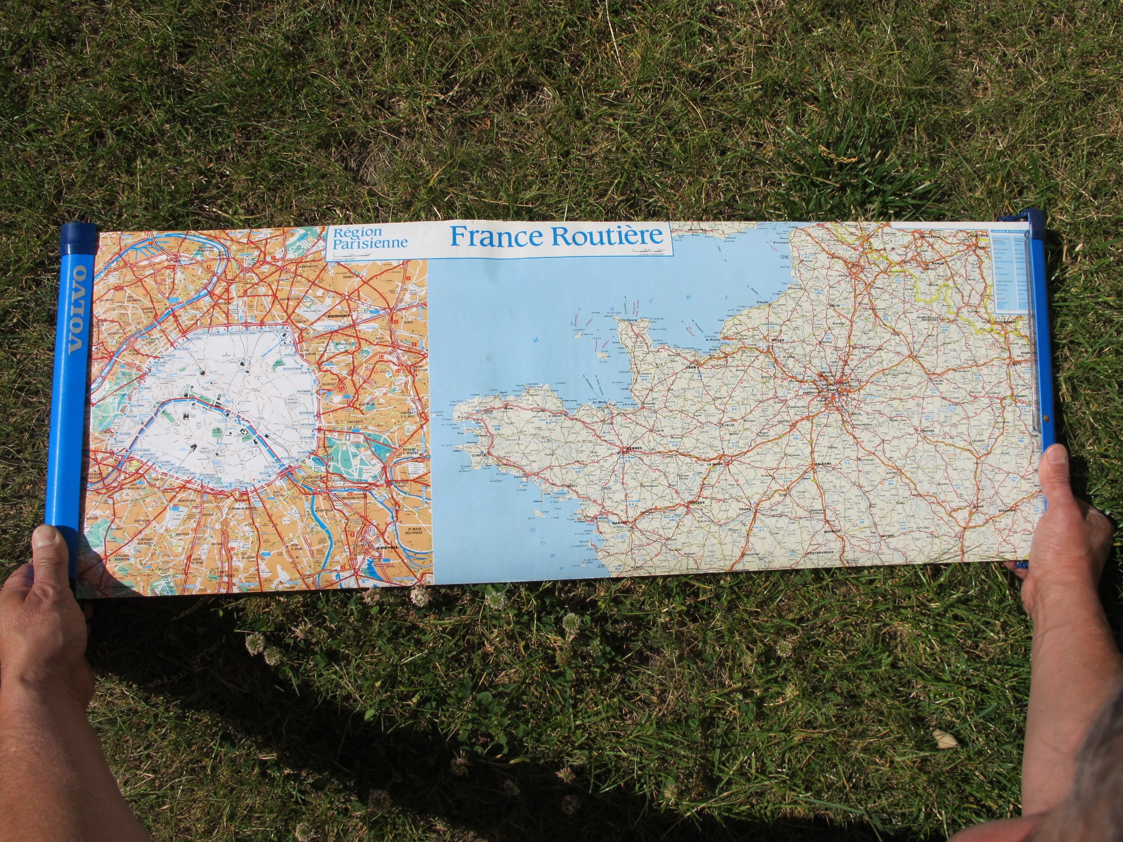 Carte Routière France Volvo Rétractable Plastifiée, L'ancêtre Du Gps, Pour Rêver à Vos Prochaines Va