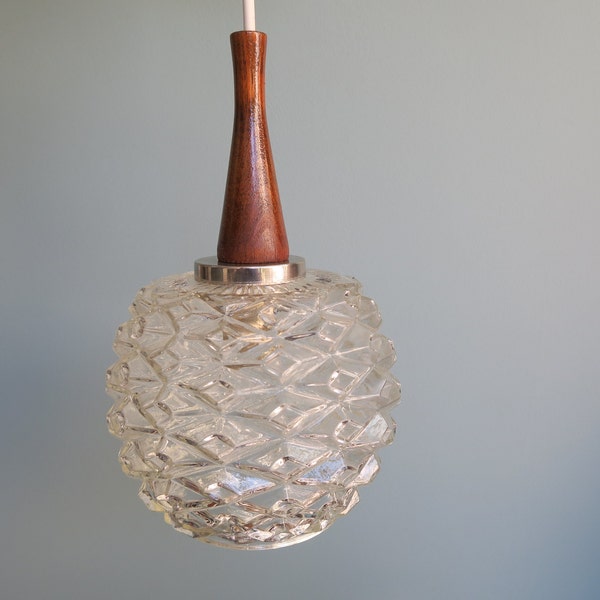 Suspension boule verre style ananas