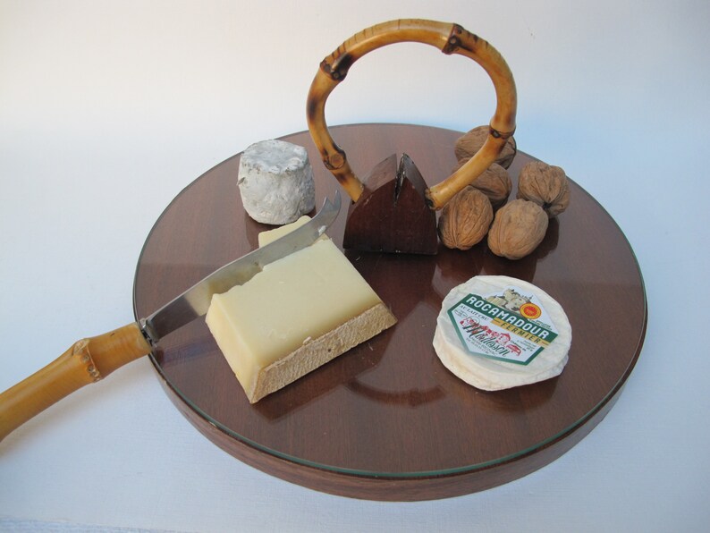 Plateau à fromages bois et bambou et son couteau à fromage en bambou assorti image 10