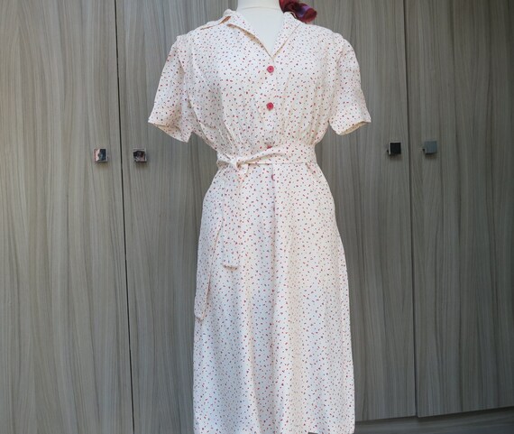 Adorable robe vintage dans un style années 40 - image 3