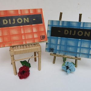 Lot de deux carnets de cartes postales anciennes DIJON