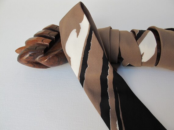 Jean Patou silk tie, made in France, Paris - image 7