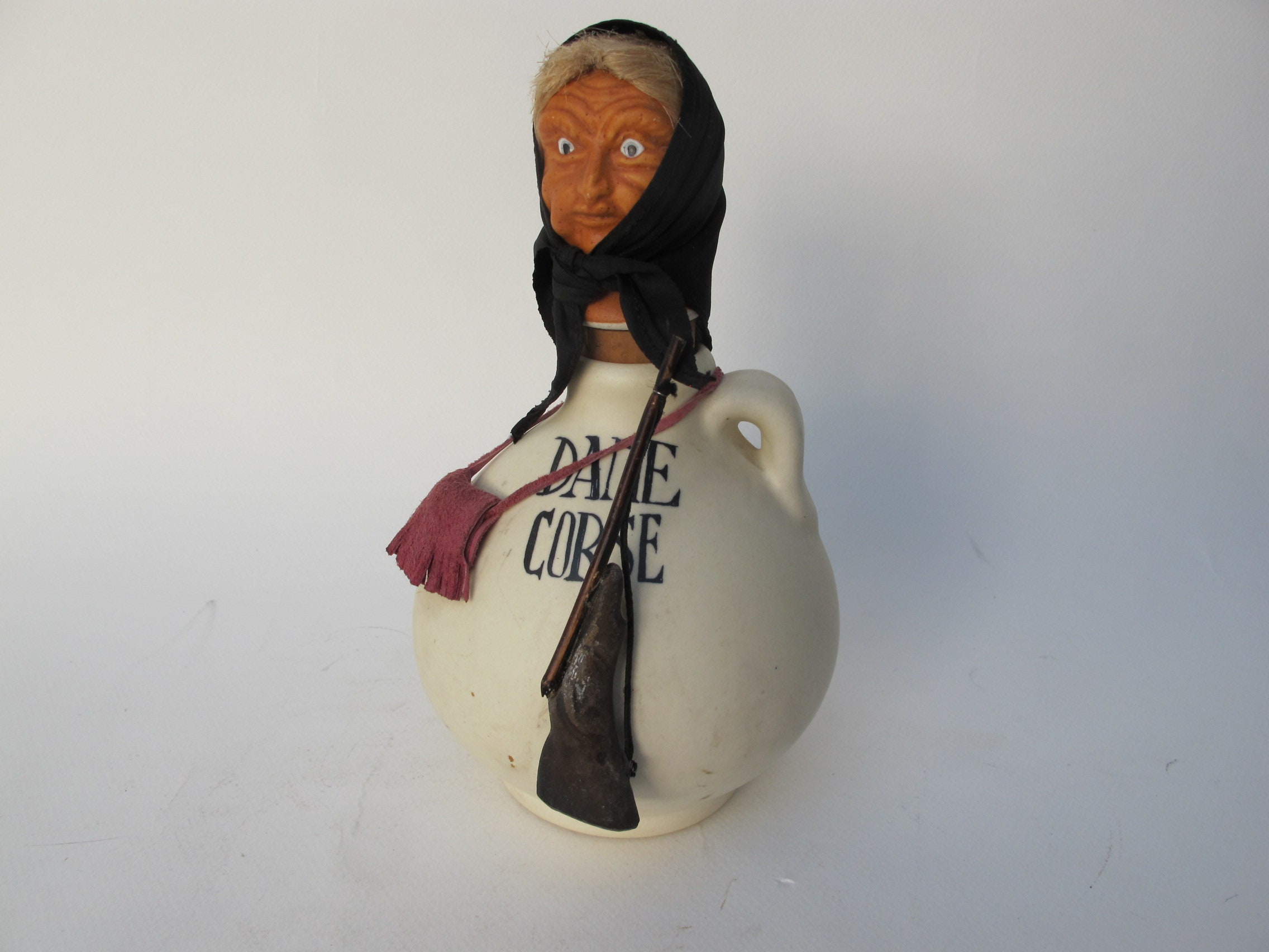 Carafe Touristique Humouristique Corse, Femme Corse