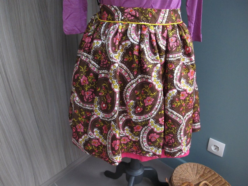 Designer skirt in vintage fabrics size 38 fabric brand