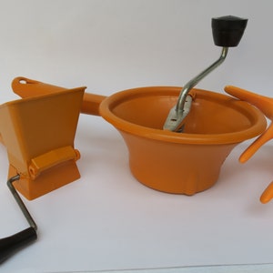 MOULINEX kitchen utensil duo, potato masher and parsley mill