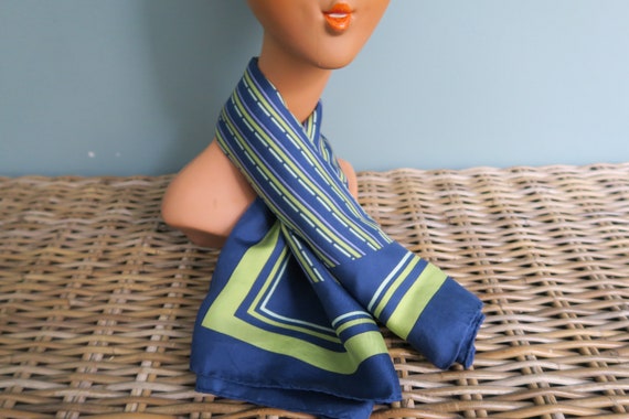 Foulard Carré Vintage En Soie 100% Pierre Cardin - Multicolore Motif Géométrique - Bon état