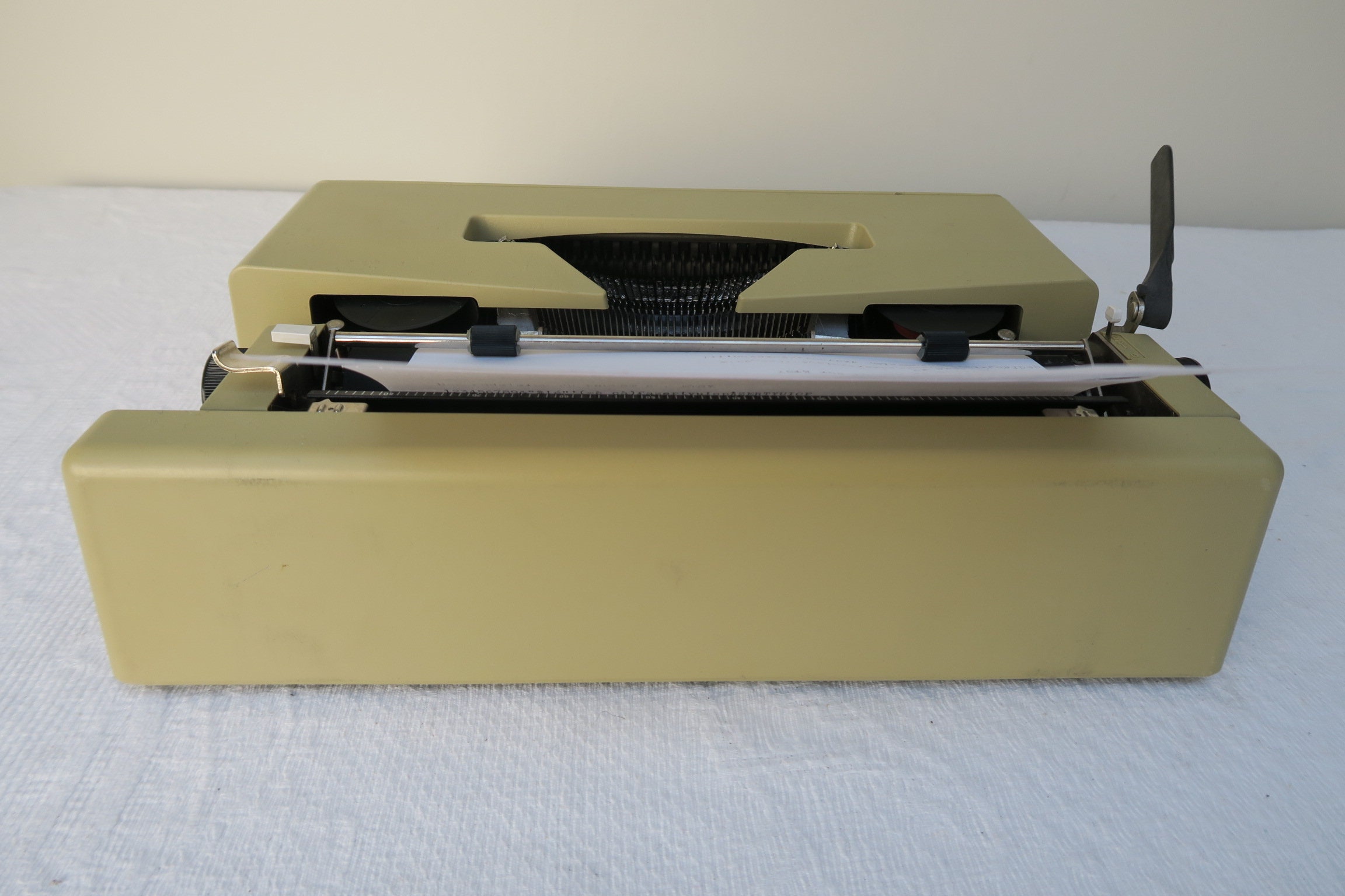 OLIVETTI Lettera 25 タイプライター インクリボン交換済み