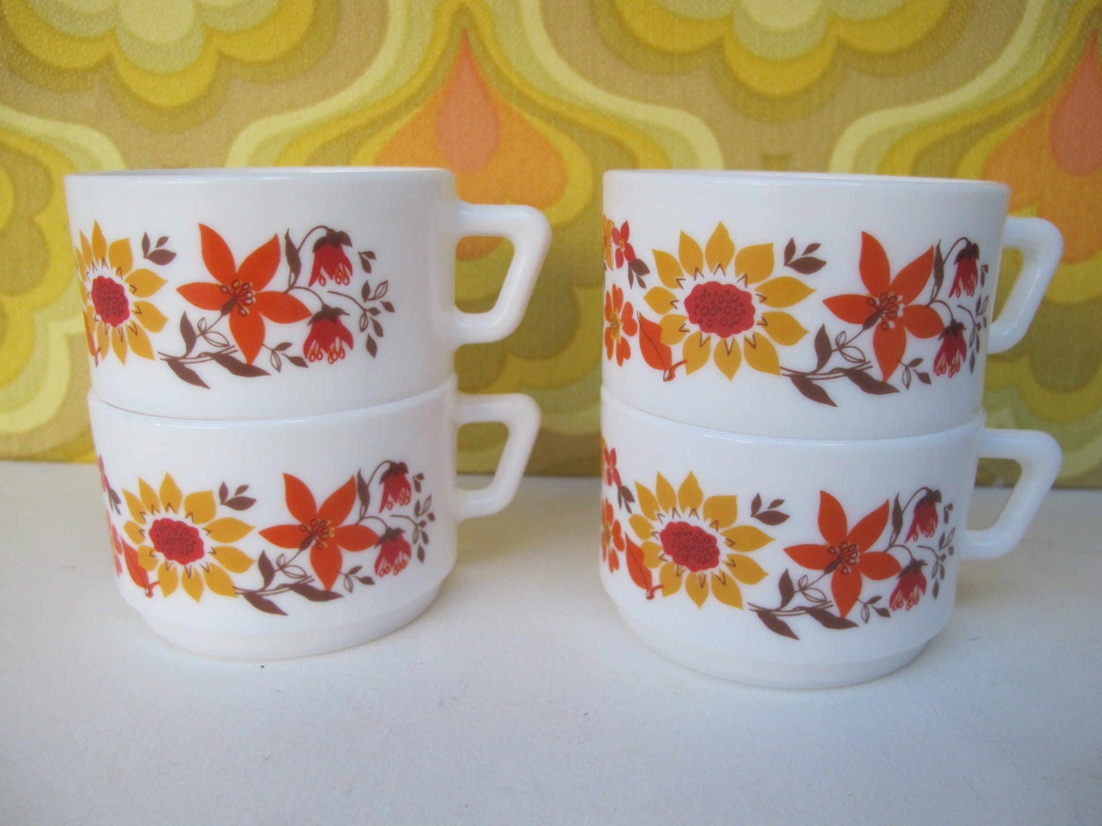4 Tasses à Café Vintage Arcopal Guirlande de Fleurs, Années 70