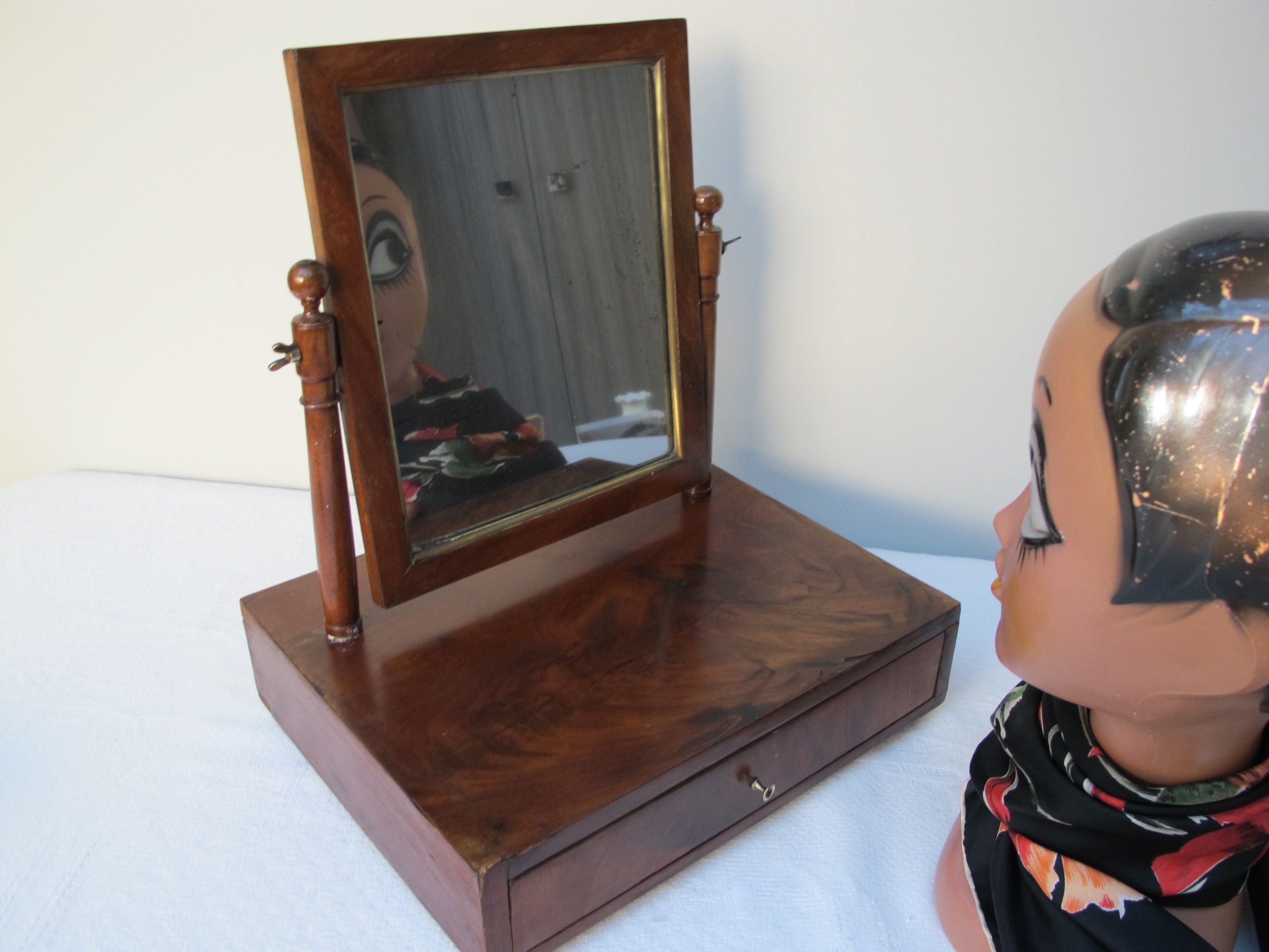 Coiffeuse Ancienne de Table à Poser avec Miroir Pivotant, Vendue en L'état