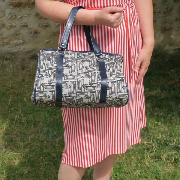 Sac vintage forme bowling monogrammé CF