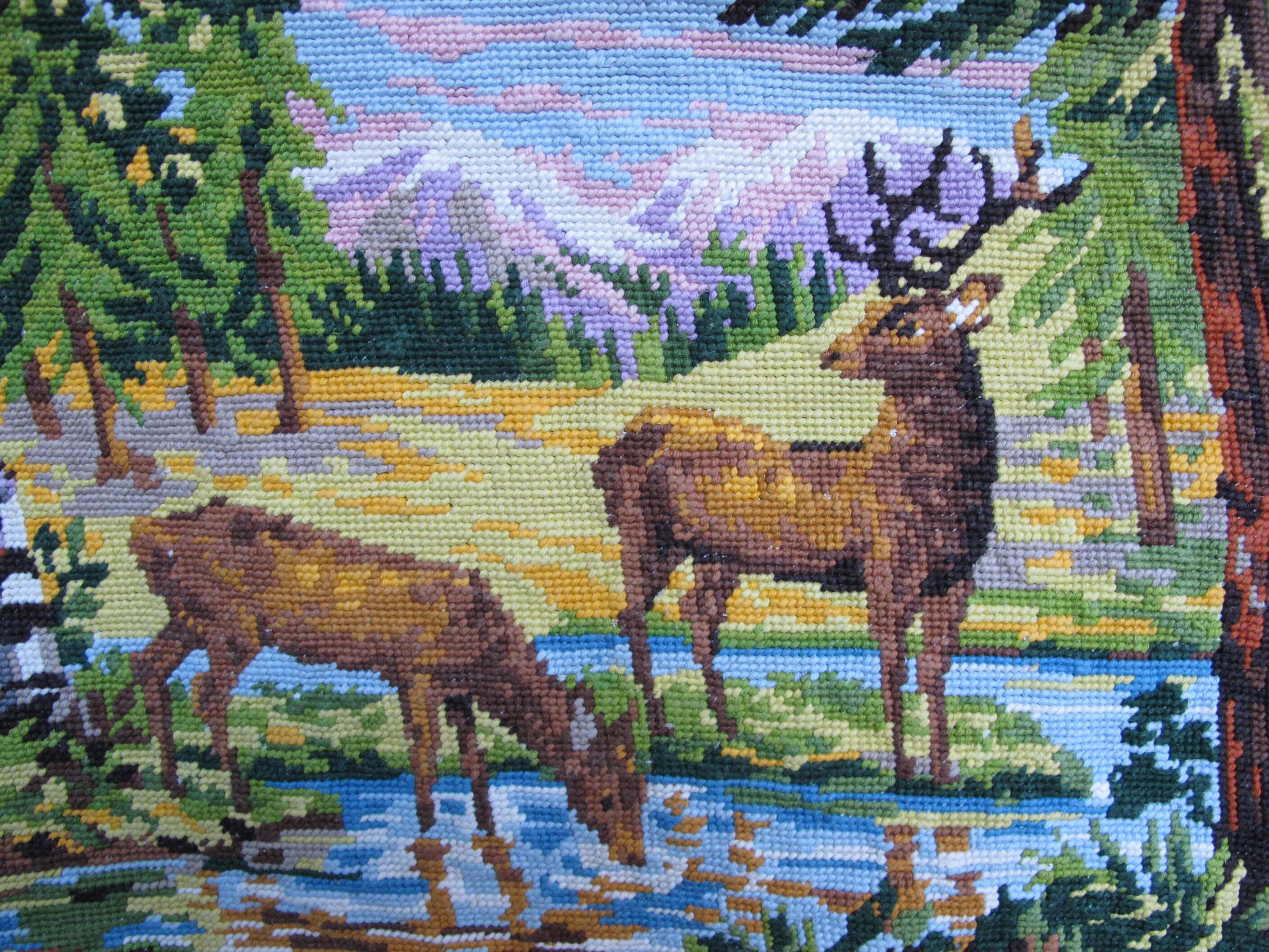 Canevas Tapisserie Biche et Cerf à La Montagne