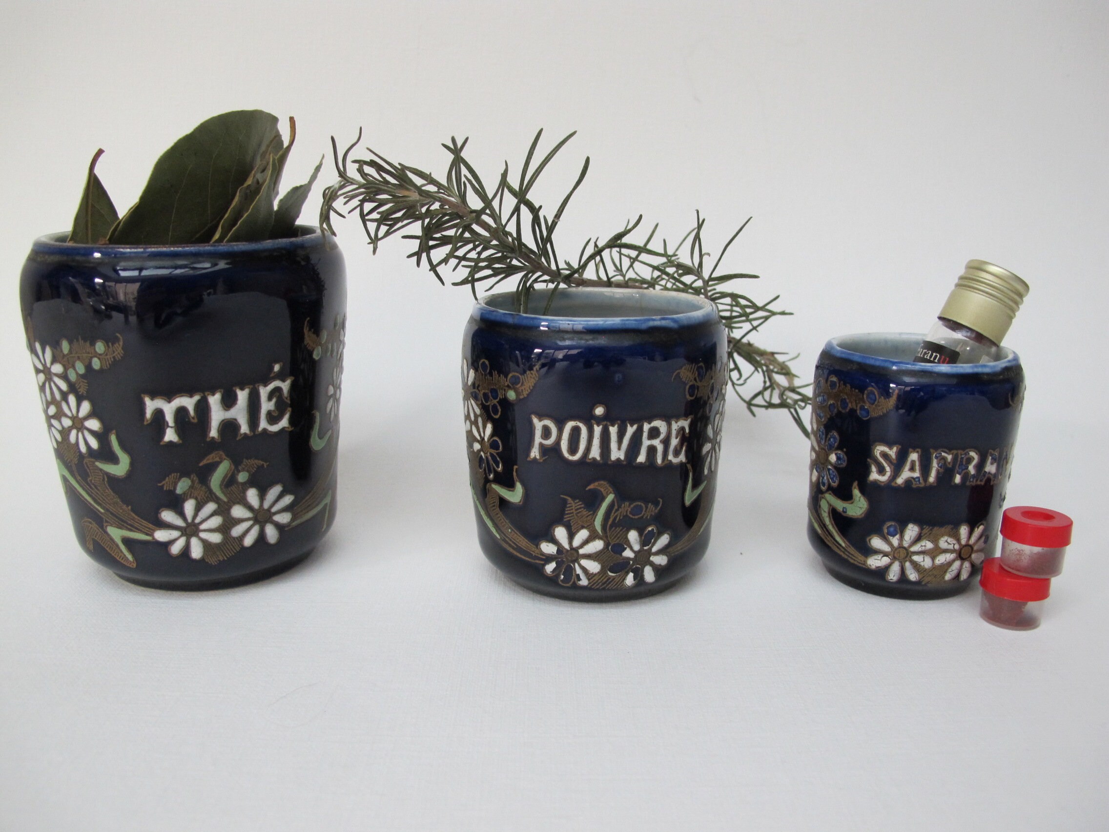 Série de 3 Pots à Épices, Thé, Poivre, Safran, Porcelaine Émaillée Bleue Nuit