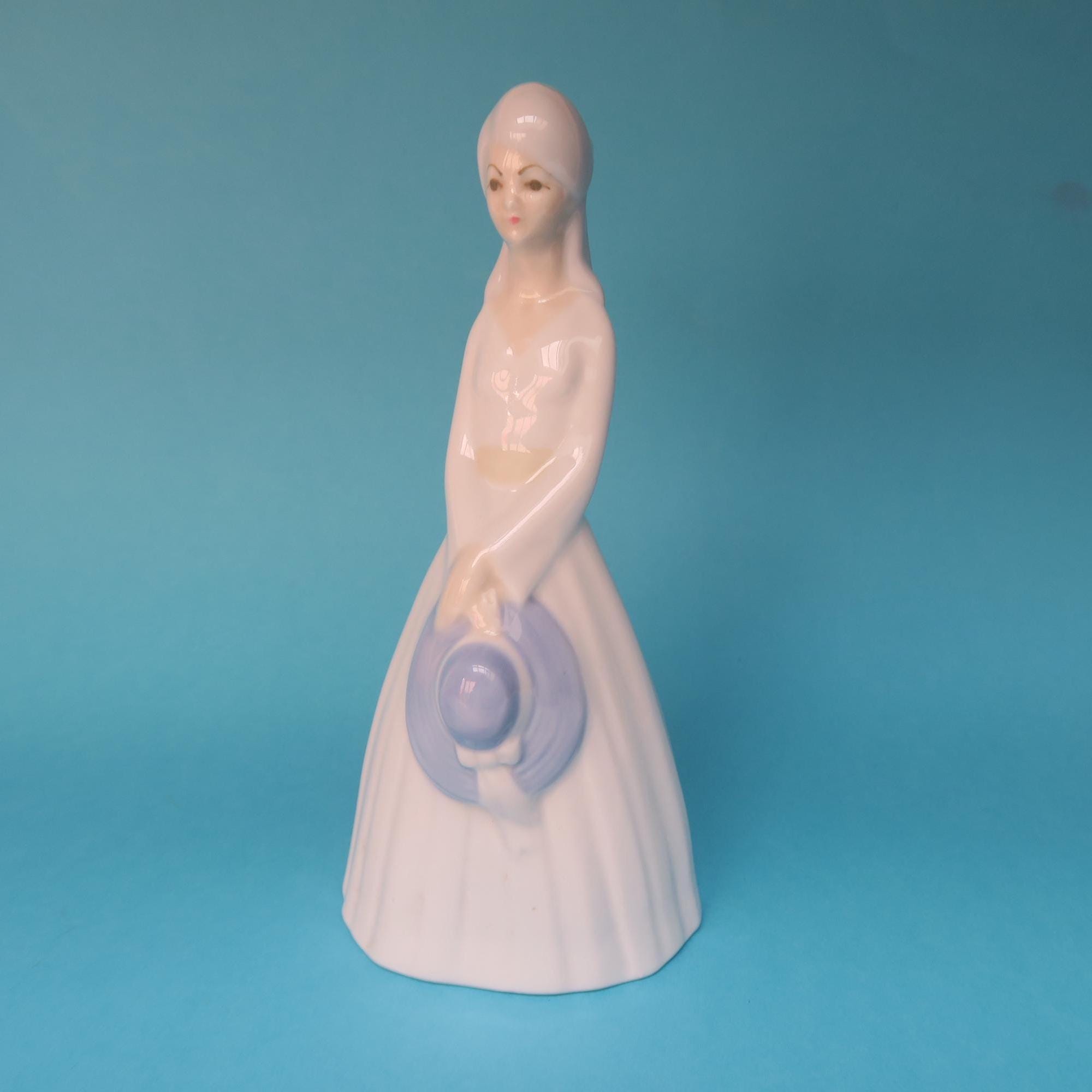 Miquel Requena - Etsy
