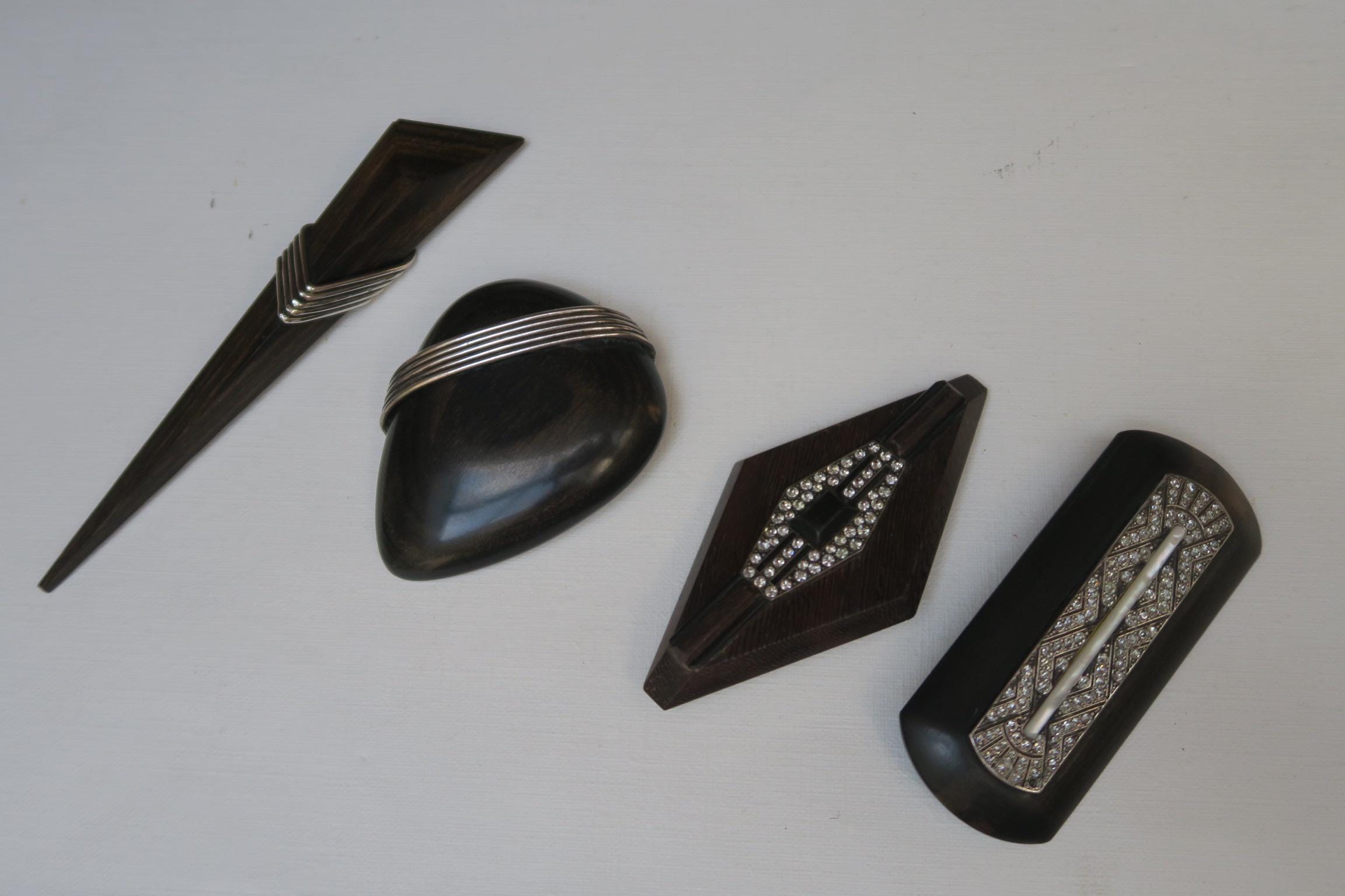 Boucles D'oreilles Pendantes Vintage Métal Pointu's - Style Haute Couture Moderniste - Argenté/doré - Occasion