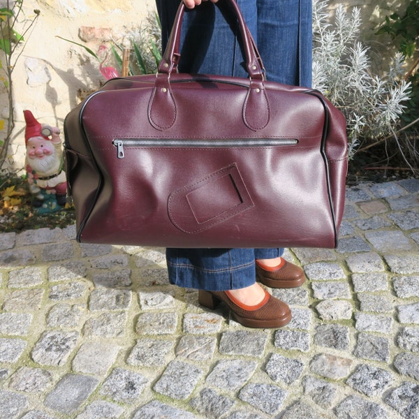 Sac de voyage week-end vintage en vinyle bordeaux