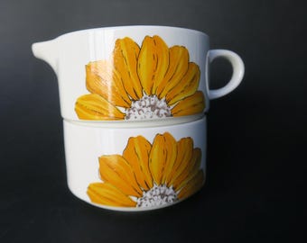 Villeroy & Boch milk jug and sunflower pot