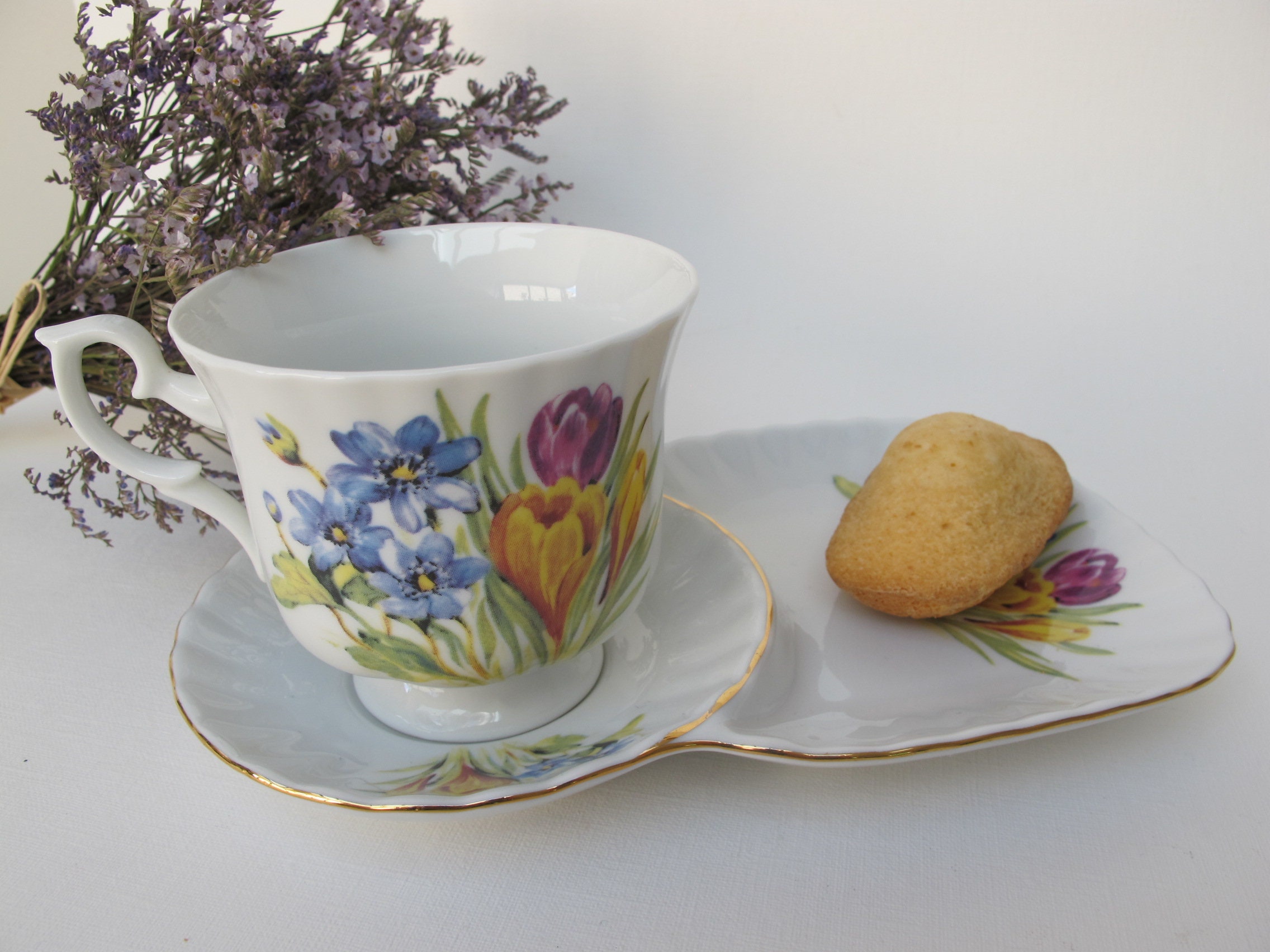 Tasse à Thé en Porcelaine Au Décor Printanier