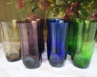 Set of 7 colored vintage glasses