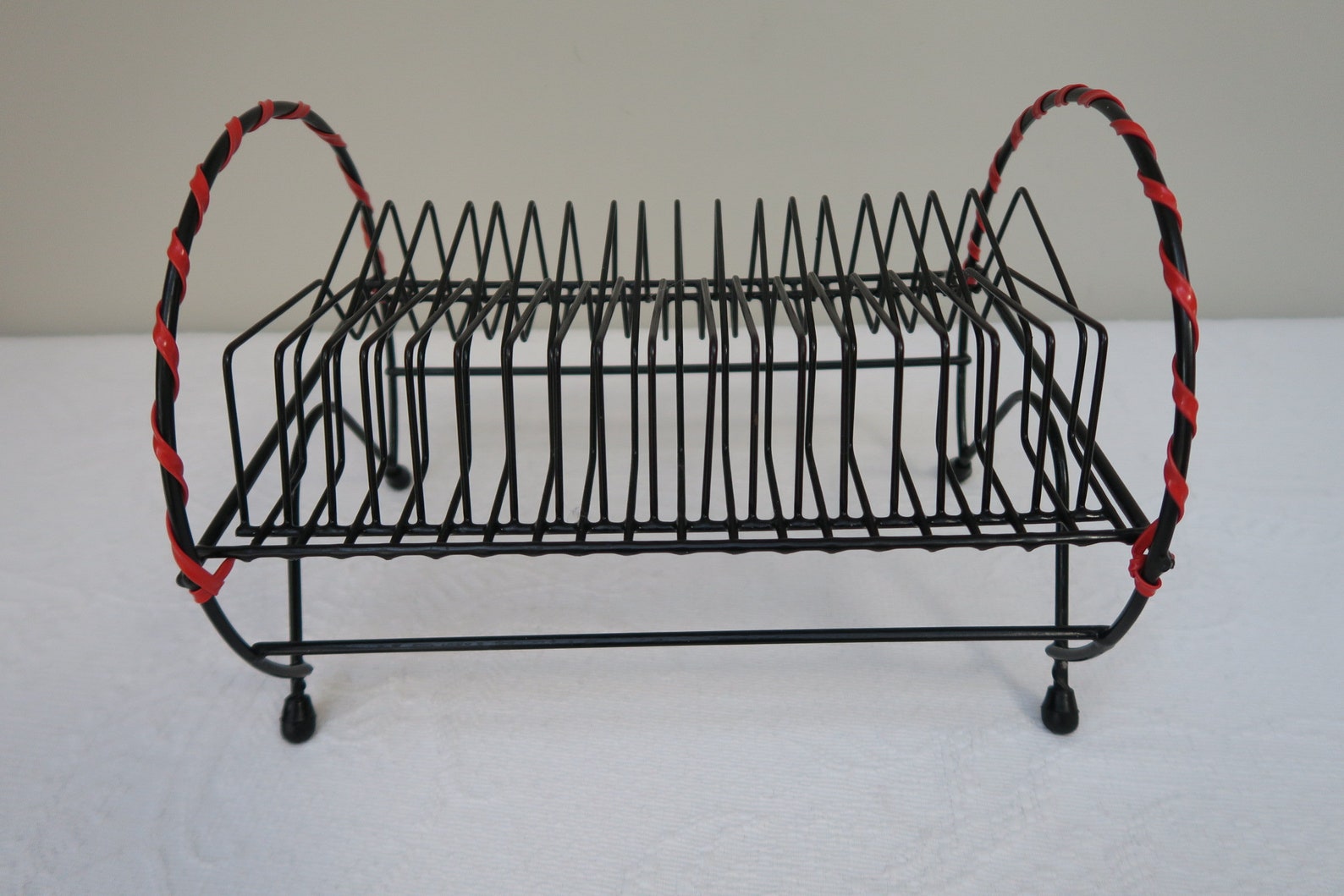 45 Rpm Racks 45 Rpm Record Rack in Black Metal and Red Scoubidou - Etsy
