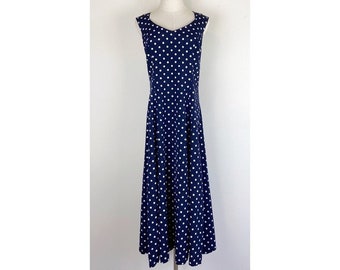 navy polka dot dress outfit