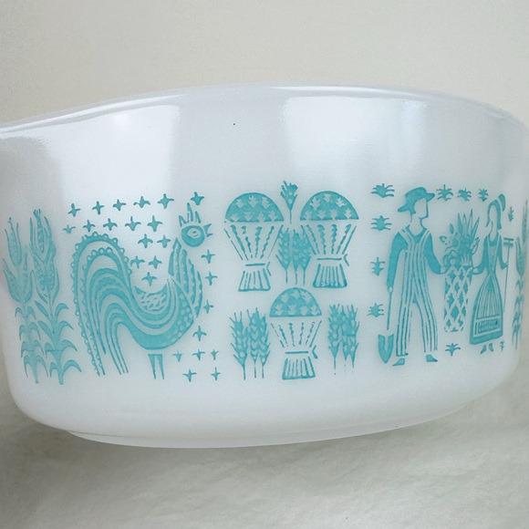 希少　パイレックス　バタープリント　アーミッシュ　キャセロール　 2個 ヴィンテージ パイレックス 2.5クォート アーミッシュ バター