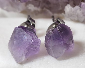 Amethyst Flower Stud Earrings - Raw Crystal Purple Birthstone Jewelry for February Gift
