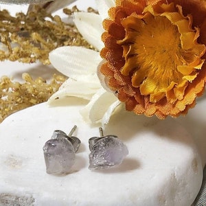 Light purple amethyst crystal stud earrings