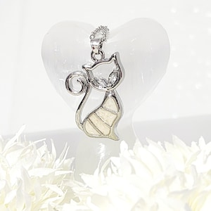 Delicate Opal Cat Necklace: Stylish Sterling Silver Feline Jewelry - Unique Cat Charm